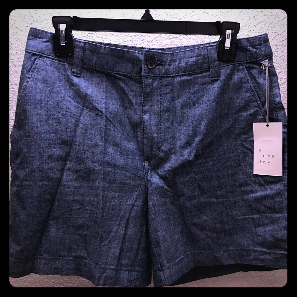 A New Day Chambray Shorts size 8 NWT